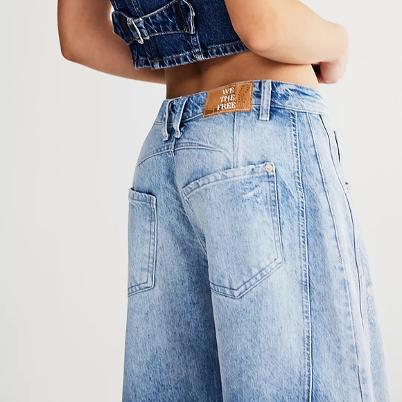 FREE PEOPLE Good Luck Mid-Rise Barrel Jeans! - Picture 5 of 12